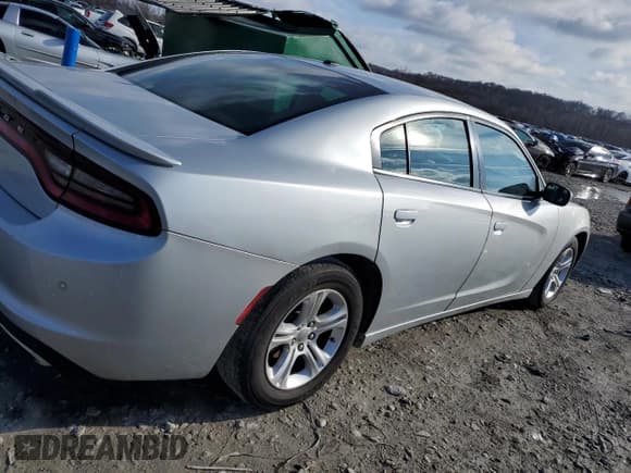 ✅ 2020 Dodge Charger SXT • VIN: 2C3CDXBGXLH237281 • Lot: 86306854. Listed on Copart with 117,562 mi. Free auction sales archive from the USA and detailed vehicle history report at DreamBid. Image 3.