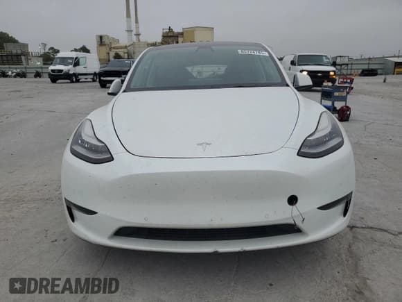 ✅ 2022 Tesla Model Y Long Range • VIN: 7SAYGDEE8NF372420 • Лот: 85724785. Опубликован ранее на Copart с пробегом 51 139 миль. Бесплатный доступ к архиву аукционных продаж из США и подробный отчёт об истории автомобиля на DreamBid. Изображение 5.