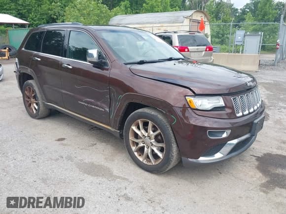 ✅ 2015 Jeep Grand Cherokee Summit • VIN: 1C4RJFJG1FC629969 • Lot: 42707649. Listed on IAAI with 140,850 mi. Free auction sales archive from the USA and detailed vehicle history report at DreamBid. Image 1.