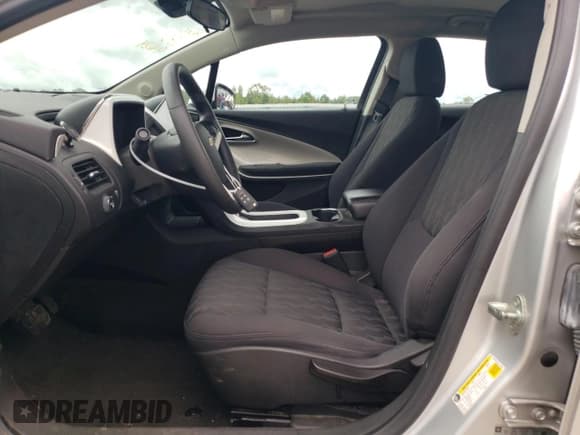 ✅ 2013 Chevrolet Volt • VIN: 1G1RE6E44DU101525 • Lot: 73456004. Wystawiony na Copart z przebiegiem 97 553 mil. Bezpłatny archiwum sprzedaży aukcyjnych z USA i szczegółowy raport historii pojazdu na DreamBid. Zdjęcie 7.