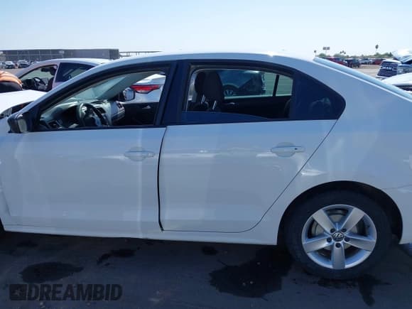 ✅ 2012 Volkswagen Jetta S • VIN: 3VW1K7AJ2CM331367 • Lot: 42294252. Listed on IAAI with 162,373 mi. Free auction sales archive from the USA and detailed vehicle history report at DreamBid. Image 15.