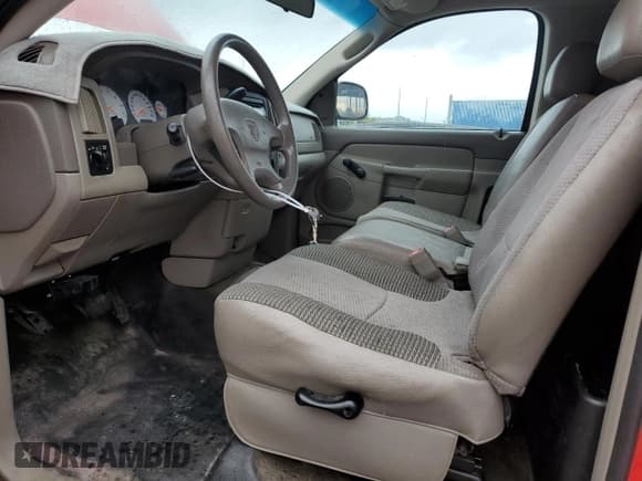 ✅ 2003 Dodge 1500 ST • VIN: 1D7HU16D23J610588 • Лот: 82815254. Опубликован ранее на Copart с пробегом 197 471 миль. Бесплатный доступ к архиву аукционных продаж из США и подробный отчёт об истории автомобиля на DreamBid. Изображение 7.