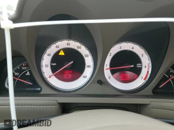 ✅ 2011 Mercedes-Benz SL 550 • VIN: WDBSK7BA1BF162297 • Lot: 85752245. Listed on Copart with Not provided. Free auction sales archive from the USA and detailed vehicle history report at DreamBid. Image 9.