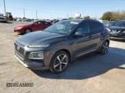 ✅ 2020 Hyundai Kona Limited • VIN: KM8K33A53LU408710 • Лот: 74232734. Опубликован ранее на Copart с пробегом 51 758 миль. Бесплатный доступ к архиву аукционных продаж из США и подробный отчёт об истории автомобиля на DreamBid. Изображение 1.
