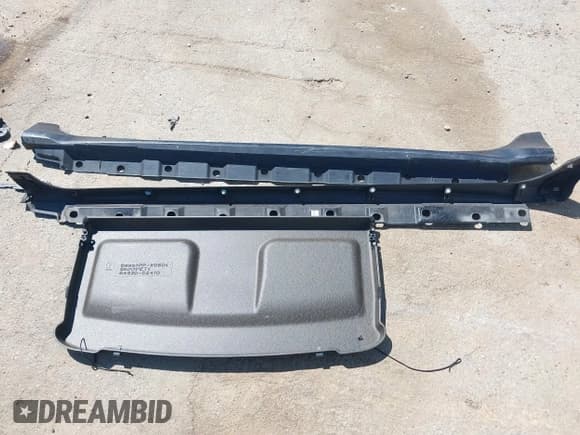 ✅ 2017 Toyota Prius One • VIN: JTDKDTB37H1596039 • Лот: 41868009. Опубликован ранее на IAAI с пробегом 124 585 миль. Бесплатный доступ к архиву аукционных продаж из США и подробный отчёт об истории автомобиля на DreamBid. Изображение 12.