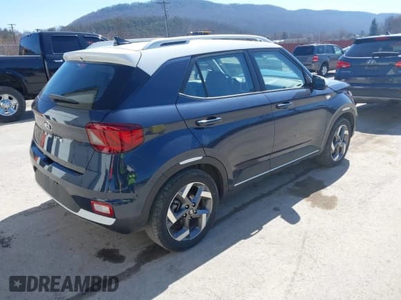 ✅ 2022 Hyundai Venue SEL • VIN: KMHRC8A37NU184600 • Lot: 41821796. Listed on IAAI with 42,443 mi. Free auction sales archive from the USA and detailed vehicle history report at DreamBid. Image 4.