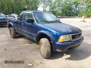 ✅ 2002 GMC Sonoma SLS • VIN: 1GTCT19W728252477 • Lot: 42683945. Wystawiony na IAAI z przebiegiem 236 164 mil. Bezpłatny archiwum sprzedaży aukcyjnych z USA i szczegółowy raport historii pojazdu na DreamBid. Zdjęcie 1.