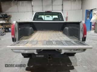 1995 Chevrolet Silverado 2500 с VIN 2GCFK29K6S1239533, выставлен на аукционе Copart как лот 49790175 с пробегом 55 840 миль миль и Списание • Salvage title. История ставок и продаж доступна на DreamBid. Изображение 6.