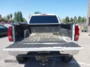 ✅ 2005 Chevrolet Silverado 2500HD LS • VIN: 1GCHK23U35F803784 • Lot: 42185294. Wystawiony na IAAI z przebiegiem 205 539 mil. Bezpłatny archiwum sprzedaży aukcyjnych z USA i szczegółowy raport historii pojazdu na DreamBid. Zdjęcie 16.