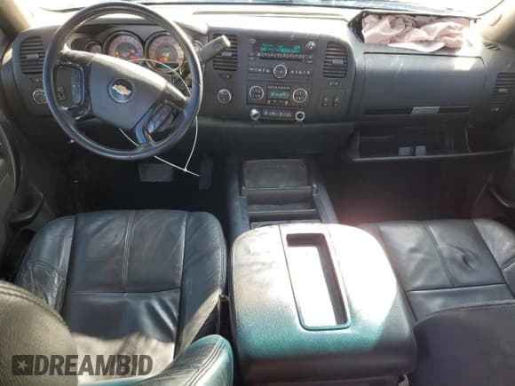 ✅ 2012 Chevrolet Silverado 2500HD LT • VIN: 1GC1KXC82CF214367 • Lot: 87129994. Wystawiony na Copart z przebiegiem 184 857 mil. Bezpłatny archiwum sprzedaży aukcyjnych z USA i szczegółowy raport historii pojazdu na DreamBid. Zdjęcie 8.