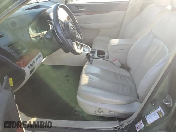 ✅ 2011 Subaru Outback Limited Power Moon • VIN: 4S4BRDKC8B2398011 • Лот: 92424035. Опубликован ранее на Copart с пробегом 335 154 миль. Бесплатный доступ к архиву аукционных продаж из США и подробный отчёт об истории автомобиля на DreamBid. Изображение 7.