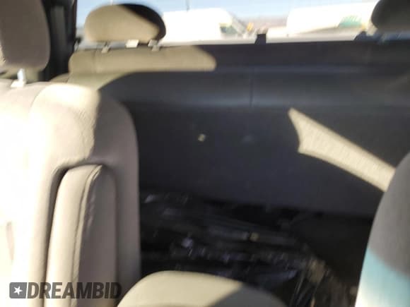 ✅ 2004 GMC Sierra 1500 SLE • VIN: 2GTEC19V341103621 • Лот: 90525825. Опубликован ранее на Copart с пробегом Не указан. Бесплатный доступ к архиву аукционных продаж из США и подробный отчёт об истории автомобиля на DreamBid. Изображение 10.