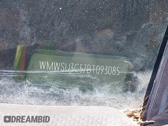 ✅ 2011 MINI Hardtop • VIN: WMWSU3C57BT093085 • Lot: 42492893. Listed on IAAI with 119,576 mi. Free auction sales archive from the USA and detailed vehicle history report at DreamBid. Image 9.