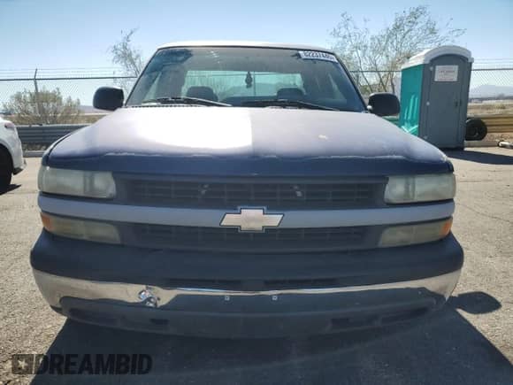 2002 Chevrolet Silverado 1500 LT with VIN 1GCEC19T52Z179053, listed as a Copart auction lot 82237445 with 164,190 mi miles and Salvage title. Bid and sale history available at DreamBid. Image 5.