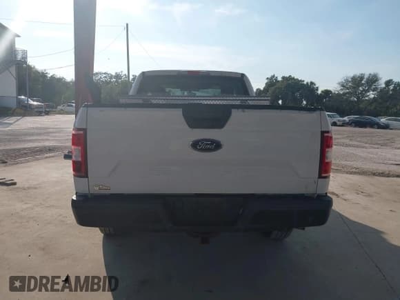 ✅ 2018 Ford F-150 XL • VIN: 1FTEX1CB0JKC73241 • Lot: 43780996. Listed on IAAI with 118,544 mi. Free auction sales archive from the USA and detailed vehicle history report at DreamBid. Image 16.