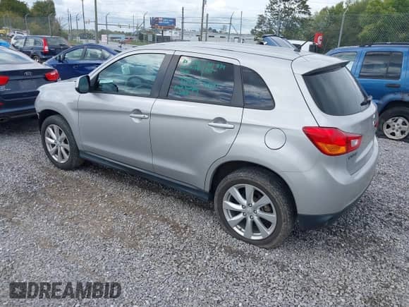 2015 Mitsubishi Outlander ES с VIN 4A4AR3AU7FE044529, выставлен на аукционе IAAI как лот 43322080 с пробегом 57 040 миль миль и . История ставок и продаж доступна на DreamBid. Изображение 3.