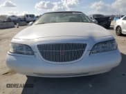 ✅ 1997 Lincoln Mark VIII • VIN: 1LNLM91V5VY659180 • Lot: 74809954. Listed on Copart with 121,085 mi. Free auction sales archive from the USA and detailed vehicle history report at DreamBid. Image 5.