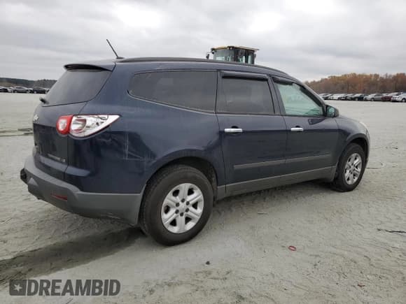 ✅ 2010 Chevrolet Traverse LS • VIN: 1GNLVEED6AJ222052 • Lot: 91653015. Wystawiony na Copart z przebiegiem 152 916 mil. Bezpłatny archiwum sprzedaży aukcyjnych z USA i szczegółowy raport historii pojazdu na DreamBid. Zdjęcie 3.