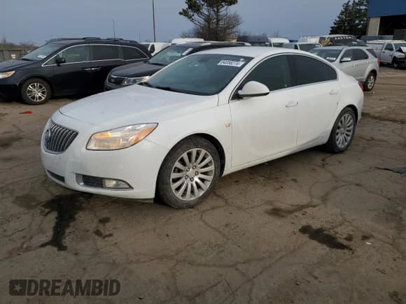 ✅ 2011 Buick Regal CXL RL1 • VIN: 2G4GN5EC4B9176246 • Lot: 84058274. Listed on Copart with 127,229 mi. Free auction sales archive from the USA and detailed vehicle history report at DreamBid. Image 1.
