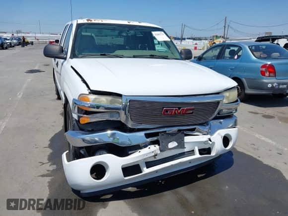 ✅ 2006 GMC Sierra 1500 SLE1 • VIN: 2GTEC13T761142433 • Lot: 42803735. Listed on IAAI with 205,142 mi. Free auction sales archive from the USA and detailed vehicle history report at DreamBid. Image 6.