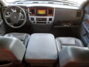 ✅ 2006 Dodge 1500 Laramie • VIN: 1D7HU18266S605176 • Лот: 73225944. Опубликован ранее на Copart с пробегом 359 026 миль. Бесплатный доступ к архиву аукционных продаж из США и подробный отчёт об истории автомобиля на DreamBid. Изображение 8.