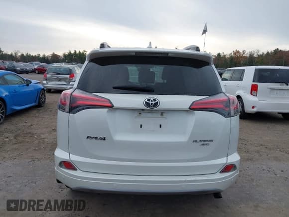 ✅ 2017 Toyota RAV4 Limited • VIN: 2T3DFREV7HW541210 • Lot: 43582602. Listed on IAAI with 87,882 mi. Free auction sales archive from the USA and detailed vehicle history report at DreamBid. Image 16.