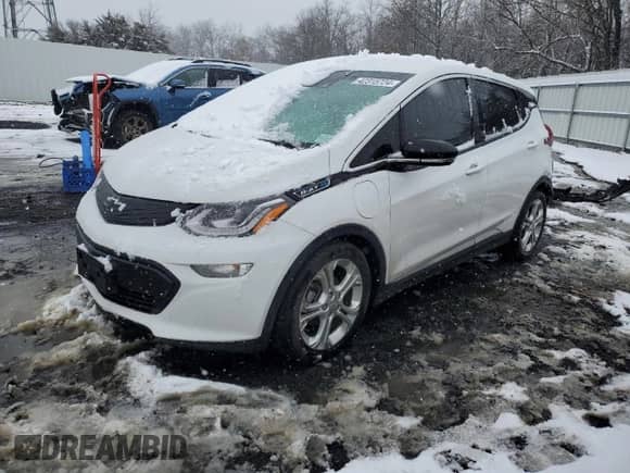2020 Chevrolet Bolt EV LT z VIN 1G1FY6S02L4145694, wystawiony jako Copart lot #42315724 z przebiegiem 69 456 mil mil oraz . Historia ofert i sprzedaży dostępna na DreamBid. Obrazek 1.