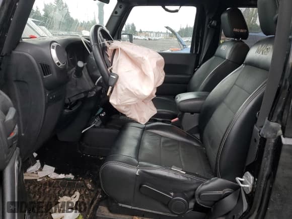 ✅ 2012 Jeep Wrangler Rubicon • VIN: 1C4BJWCGXCL205250 • Lot: 91591885. Wystawiony na Copart z przebiegiem 158 119 mil. Bezpłatny archiwum sprzedaży aukcyjnych z USA i szczegółowy raport historii pojazdu na DreamBid. Zdjęcie 7.