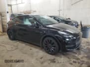 ✅ 2025 Tesla Model Y Performance • VIN: 7SAYGDEF2SA346736 • Lot: 71722005. Wystawiony na Copart z przebiegiem 11 364 mil. Bezpłatny archiwum sprzedaży aukcyjnych z USA i szczegółowy raport historii pojazdu na DreamBid. Zdjęcie 4.