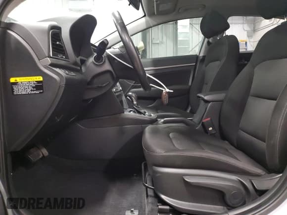 ✅ 2017 Hyundai Elantra SE • VIN: KMHD84LF6HU142662 • Lot: 87072545. Listed on Copart with 119,186 mi. Free auction sales archive from the USA and detailed vehicle history report at DreamBid. Image 7.