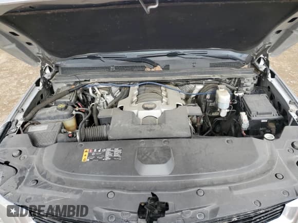 ✅ 2017 Cadillac Escalade ESV Premium Luxury • VIN: 1GYS4JKJXHR166892 • Lot: 90356335. Wystawiony na Copart z przebiegiem 202 099 mil. Bezpłatny archiwum sprzedaży aukcyjnych z USA i szczegółowy raport historii pojazdu na DreamBid. Zdjęcie 12.