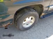 ✅ 2002 GMC Yukon XL SLT • VIN: 1GKFK16ZX2J342315 • Лот: 42360918. Опубликован ранее на IAAI с пробегом 115 916 миль. Бесплатный доступ к архиву аукционных продаж из США и подробный отчёт об истории автомобиля на DreamBid. Изображение 15.