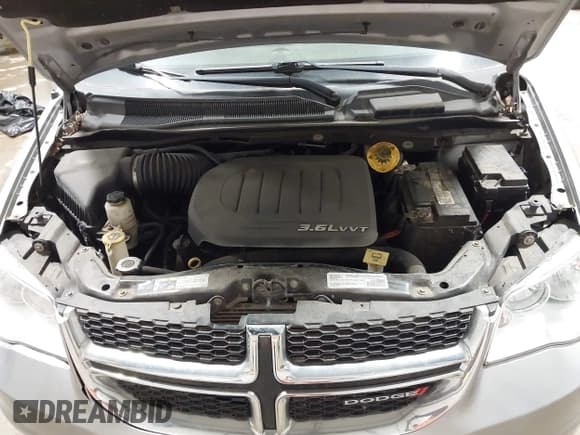 ✅ 2017 Dodge Grand Caravan SXT • VIN: 2C4RDGCG1HR554176 • Lot: 43617027. Wystawiony na IAAI z przebiegiem 217 653 mil. Bezpłatny archiwum sprzedaży aukcyjnych z USA i szczegółowy raport historii pojazdu na DreamBid. Zdjęcie 10.