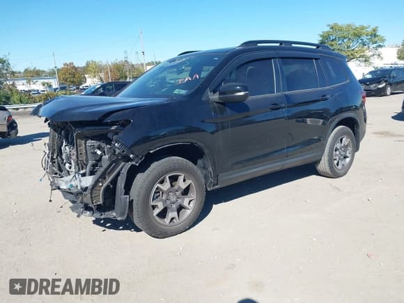 ✅ 2022 Honda Passport TrailSport • VIN: 5FNYF8H65NB009441 • Lot: 43468188. Listed on IAAI with 35,348 mi. Free auction sales archive from the USA and detailed vehicle history report at DreamBid. Image 18.