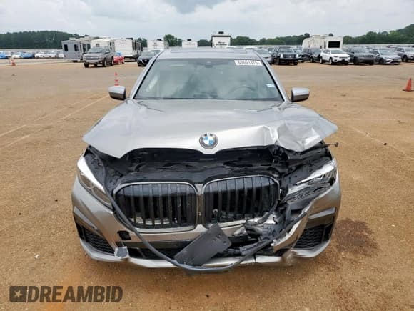 ✅ 2020 BMW 7 Series 740i • VIN: WBA7T2C07LGL18025 • Лот: 63661375. Опубликован ранее на Copart с пробегом 57 104 миль. Бесплатный доступ к архиву аукционных продаж из США и подробный отчёт об истории автомобиля на DreamBid. Изображение 5.