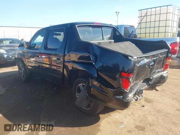 ✅ 2013 Honda Ridgeline Sport • VIN: 5FPYK1F74DB006065 • Lot: 43287024. Listed on IAAI with 148,680 mi. Free auction sales archive from the USA and detailed vehicle history report at DreamBid. Image 3.