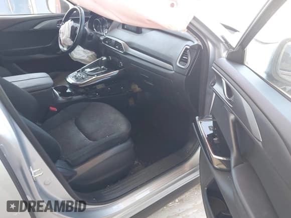 ✅ 2018 Mazda CX-9 Sport • VIN: JM3TCABYXJ0230442 • Лот: 42118134. Опубликован ранее на IAAI с пробегом 81 800 миль. Бесплатный доступ к архиву аукционных продаж из США и подробный отчёт об истории автомобиля на DreamBid. Изображение 5.