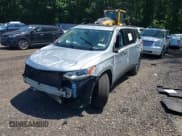 ✅ 2021 Chevrolet Traverse RS • VIN: 1GNEVJKW5MJ166410 • Lot: 42578250. Wystawiony na IAAI z przebiegiem 61 088 mil. Bezpłatny archiwum sprzedaży aukcyjnych z USA i szczegółowy raport historii pojazdu na DreamBid. Zdjęcie 2.