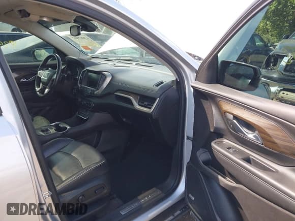 ✅ 2018 GMC Terrain Denali • VIN: 3GKALXEX0JL355639 • Lot: 43082902. Listed on IAAI with 102,970 mi. Free auction sales archive from the USA and detailed vehicle history report at DreamBid. Image 5.