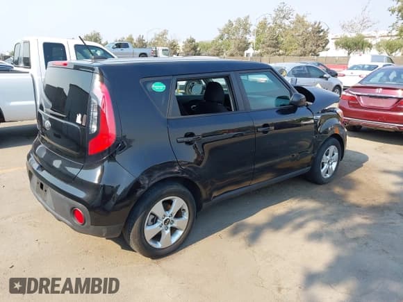 ✅ 2017 Kia Soul • VIN: KNDJN2A26H7504153 • Lot: 42915540. Listed on IAAI with 37,436 mi. Free auction sales archive from the USA and detailed vehicle history report at DreamBid. Image 4.
