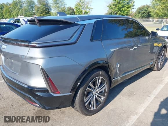 ✅ 2023 Cadillac LYRIQ RWD Luxury • VIN: 1GYKPMRK7PZ000979 • Лот: 43259271. Опубликован ранее на IAAI с пробегом 16 767 миль. Бесплатный доступ к архиву аукционных продаж из США и подробный отчёт об истории автомобиля на DreamBid. Изображение 4.