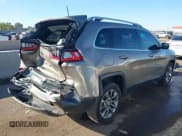 ✅ 2019 Jeep Cherokee Latitude Plus • VIN: 1C4PJLLBXKD382026 • Lot: 43791084. Listed on IAAI with 73,656 mi. Free auction sales archive from the USA and detailed vehicle history report at DreamBid. Image 4.