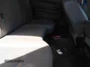 ✅ 2018 Ram 2500 Tradesman • VIN: 3C6UR5HJ9JG284301 • Lot: 42893323. Wystawiony na IAAI z przebiegiem 241 646 mil. Bezpłatny archiwum sprzedaży aukcyjnych z USA i szczegółowy raport historii pojazdu na DreamBid. Zdjęcie 7.