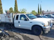 ✅ 2002 Ford F-250 XL • VIN: 1FTNX20L92EA38341 • Lot: 42140561. Wystawiony na IAAI z przebiegiem 287 090 mil. Bezpłatny archiwum sprzedaży aukcyjnych z USA i szczegółowy raport historii pojazdu na DreamBid. Zdjęcie 13.