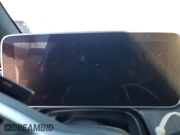 ✅ 2023 Mercedes-Benz EQE 350 • VIN: 4JGGM1CB5PA016930 • Lot: 41049674. Wystawiony na Copart z przebiegiem Nie podano. Bezpłatny archiwum sprzedaży aukcyjnych z USA i szczegółowy raport historii pojazdu na DreamBid. Zdjęcie 9.