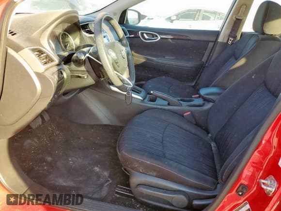 ✅ 2018 Nissan Sentra SV • VIN: 3N1AB7AP0JL618381 • Lot: 82488455. Wystawiony na Copart z przebiegiem 45 098 mil. Bezpłatny archiwum sprzedaży aukcyjnych z USA i szczegółowy raport historii pojazdu na DreamBid. Zdjęcie 7.