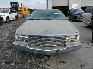 ✅ 1994 Cadillac Fleetwood • VIN: 1G6DW52PXRR717346 • Лот: 65734905. Опубликован ранее на Copart с пробегом 112 149 миль. Бесплатный доступ к архиву аукционных продаж из США и подробный отчёт об истории автомобиля на DreamBid. Изображение 5.