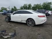 ✅ 2018 Mercedes-Benz E 400 • VIN: WDD1J6GBXJF014391 • Lot: 54881765. Wystawiony na Copart z przebiegiem 126 535 mil. Bezpłatny archiwum sprzedaży aukcyjnych z USA i szczegółowy raport historii pojazdu na DreamBid. Zdjęcie 2.