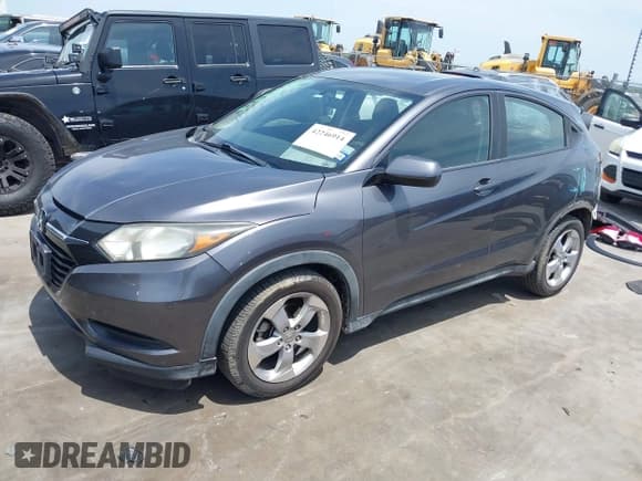 ✅ 2016 Honda HR-V LX • VIN: 3CZRU5G38GM704036 • Lot: 42246914. Listed on IAAI with 107,871 mi. Free auction sales archive from the USA and detailed vehicle history report at DreamBid. Image 18.