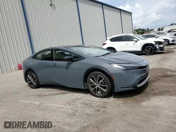 2024 Toyota Prius LE with VIN JTDACAAU5R3025104, listed as a Copart auction lot 65556565 with 18,003 mi miles and Salvage title. Bid and sale history available at DreamBid. Image 13.